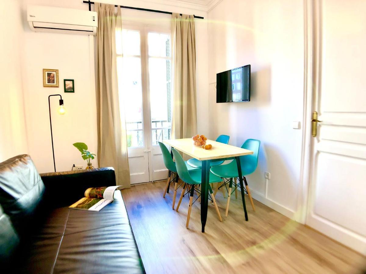 Lepanto Apartments 150M From Sagrada Familia Барселона Екстериор снимка