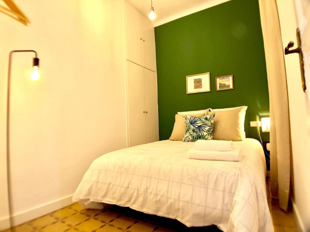 Lepanto Apartments 150M From Sagrada Familia Барселона Екстериор снимка
