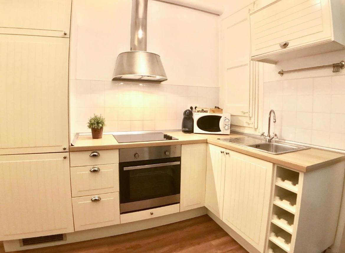 Lepanto Apartments 150M From Sagrada Familia Барселона Екстериор снимка