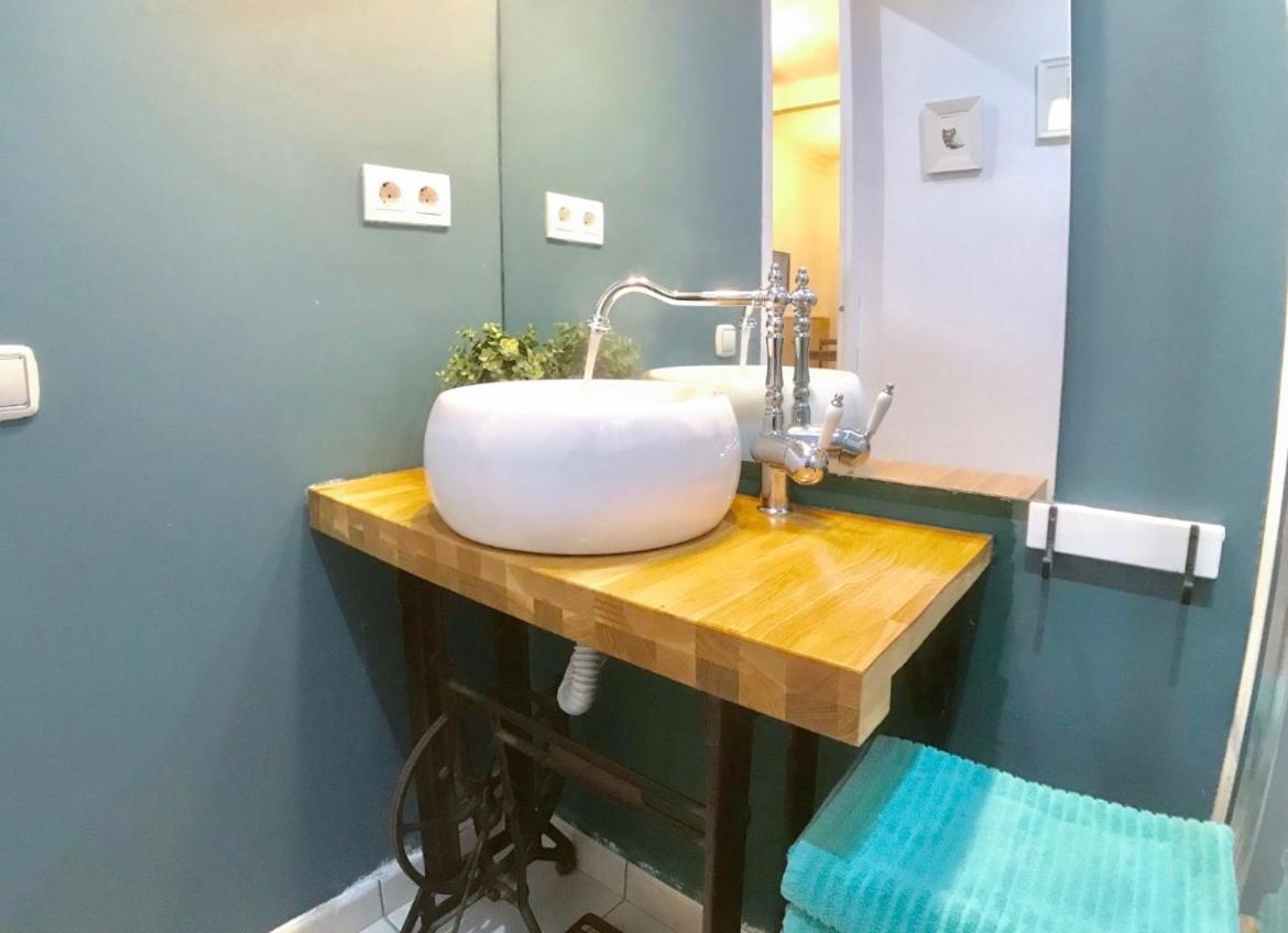 Lepanto Apartments 150M From Sagrada Familia Барселона Екстериор снимка
